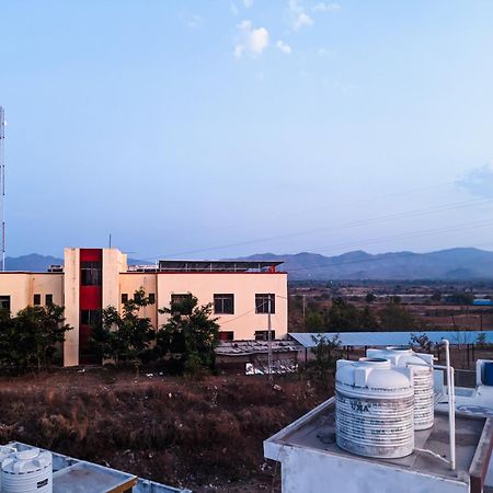 Bhavya Homestay Garudeshwar Esterno foto