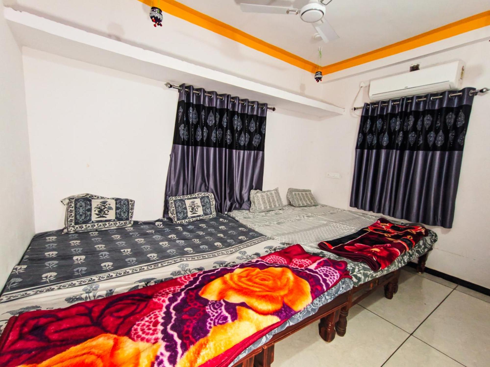 Bhavya Homestay Garudeshwar Esterno foto